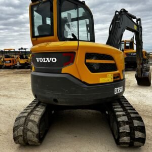 Modelo Volvo ECR58 D