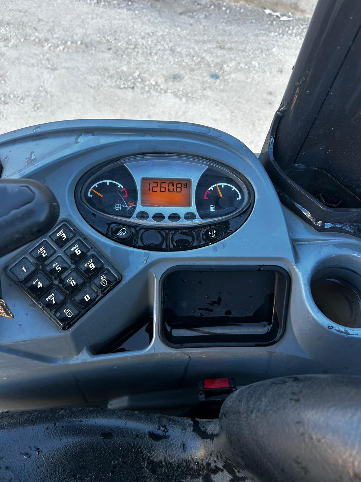 Bobcat e17z Año 2022 - Imagen 4